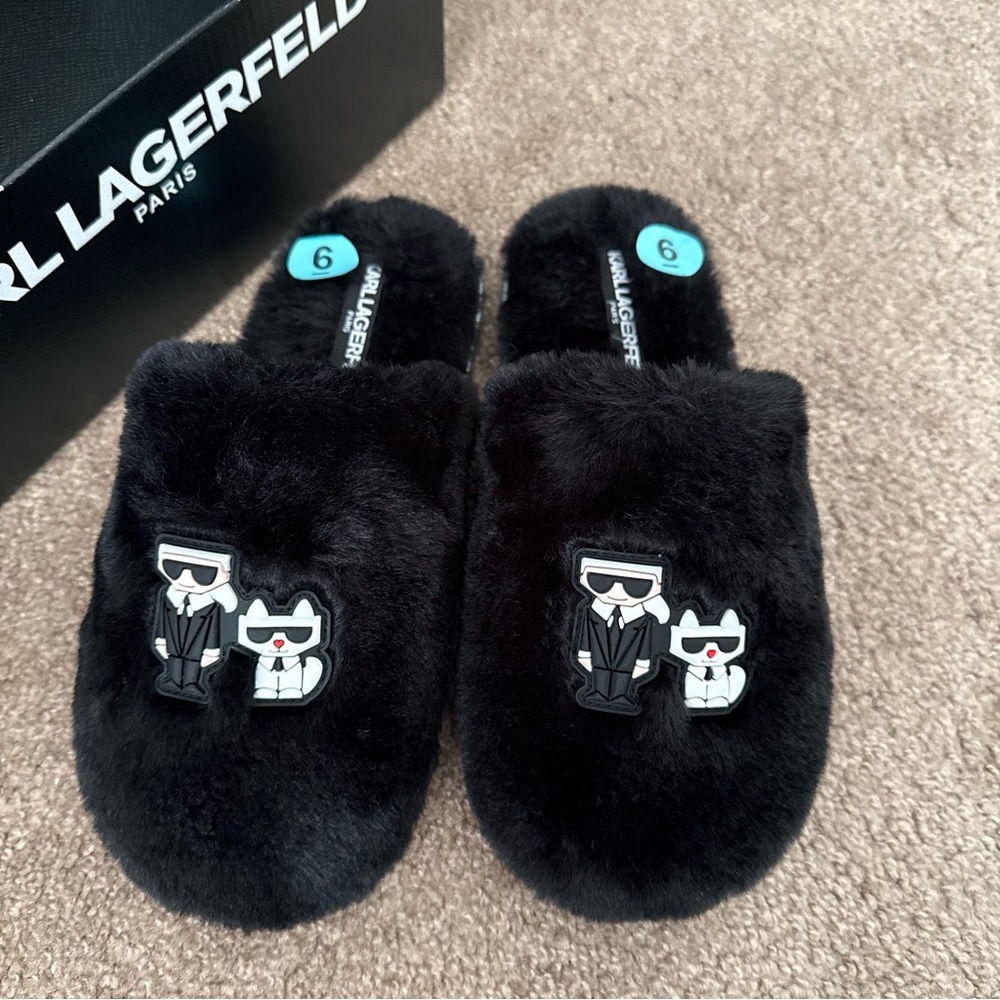 NEW Karl Lagerfeld Black Plush Slippers Faux Fur - Picture 2 of 8